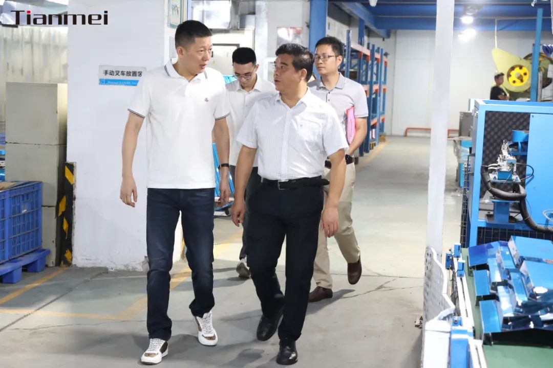 黃圃鎮(zhèn)領導一行蒞臨我司實地考察指導